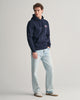 EVENING BLUE, REG MEDIUM ARCHIVE SHIELD HOODIE BY GANT AU.