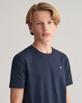 EVENING BLUE, SHIELD SS T-SHIRT, CLOSE-UP BY GANT AU.
