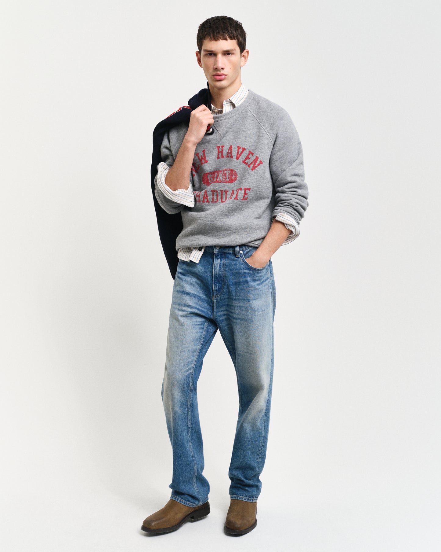 GREY MELANGE, GRAPHIC C-NECK SWEAT BY GANT AU.