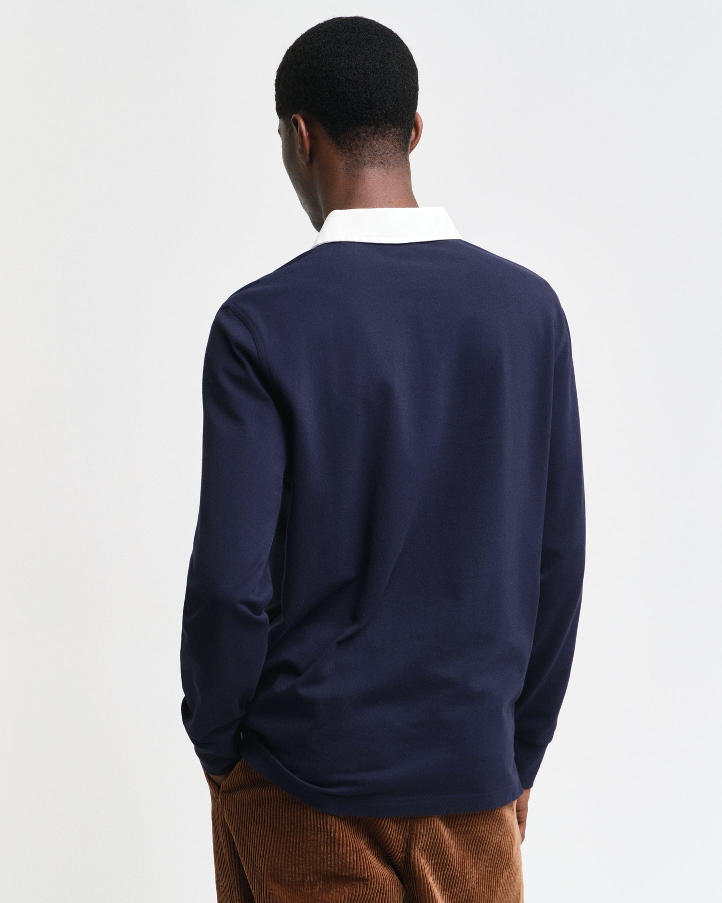 EVENING BLUE, PIQUE HEAVY RUGGER, BACK-VIEW BY GANT AU.