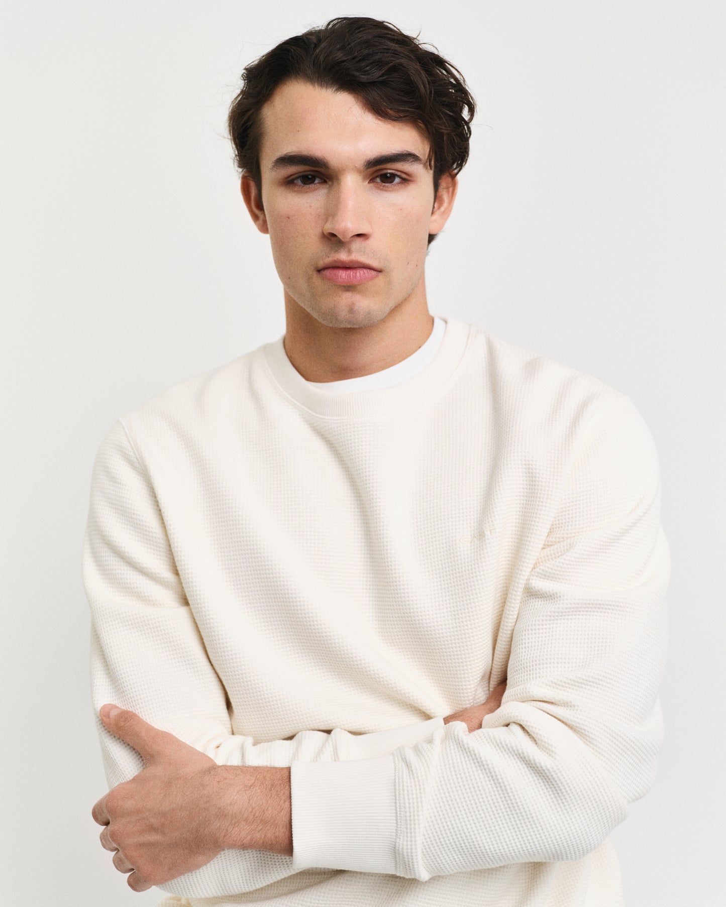 CREAM, WAFFLE C-NECK SWEAT, CLOSE-UP BY GANT AU.