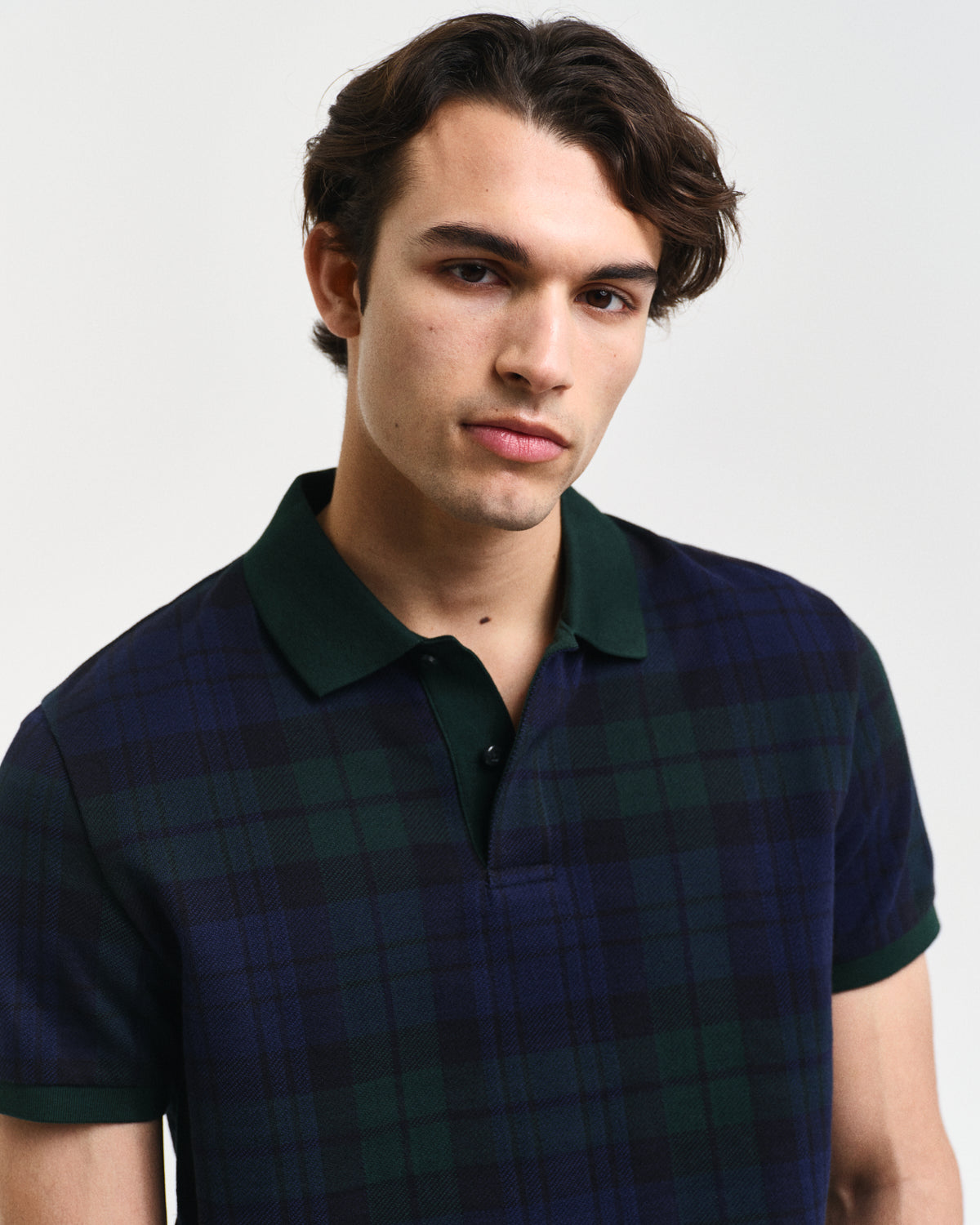 TARTAN GREEN, JACQUARD SS POLO, CLOSE-UP BY GANT AU.