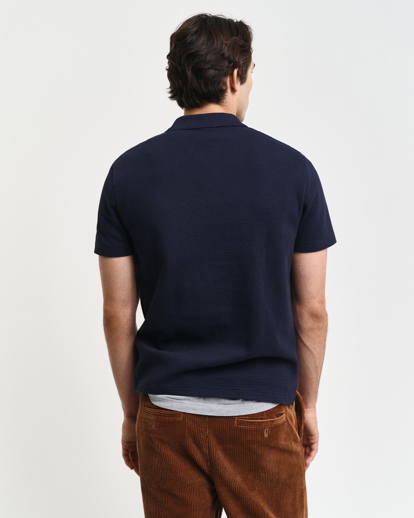 EVENING BLUE, WAFFLE TEXTURED SS POLO, BACK-VIEW BY GANT AU.