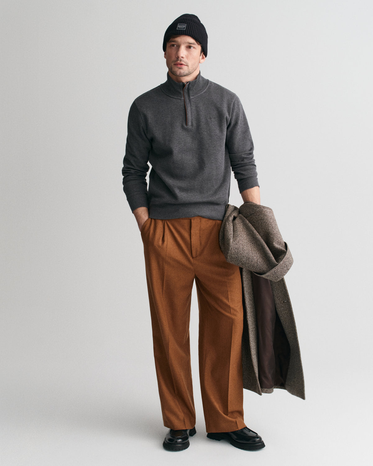 ANTRACIT MELANGE, SACKER RIB HALF ZIP BY GANT AU.