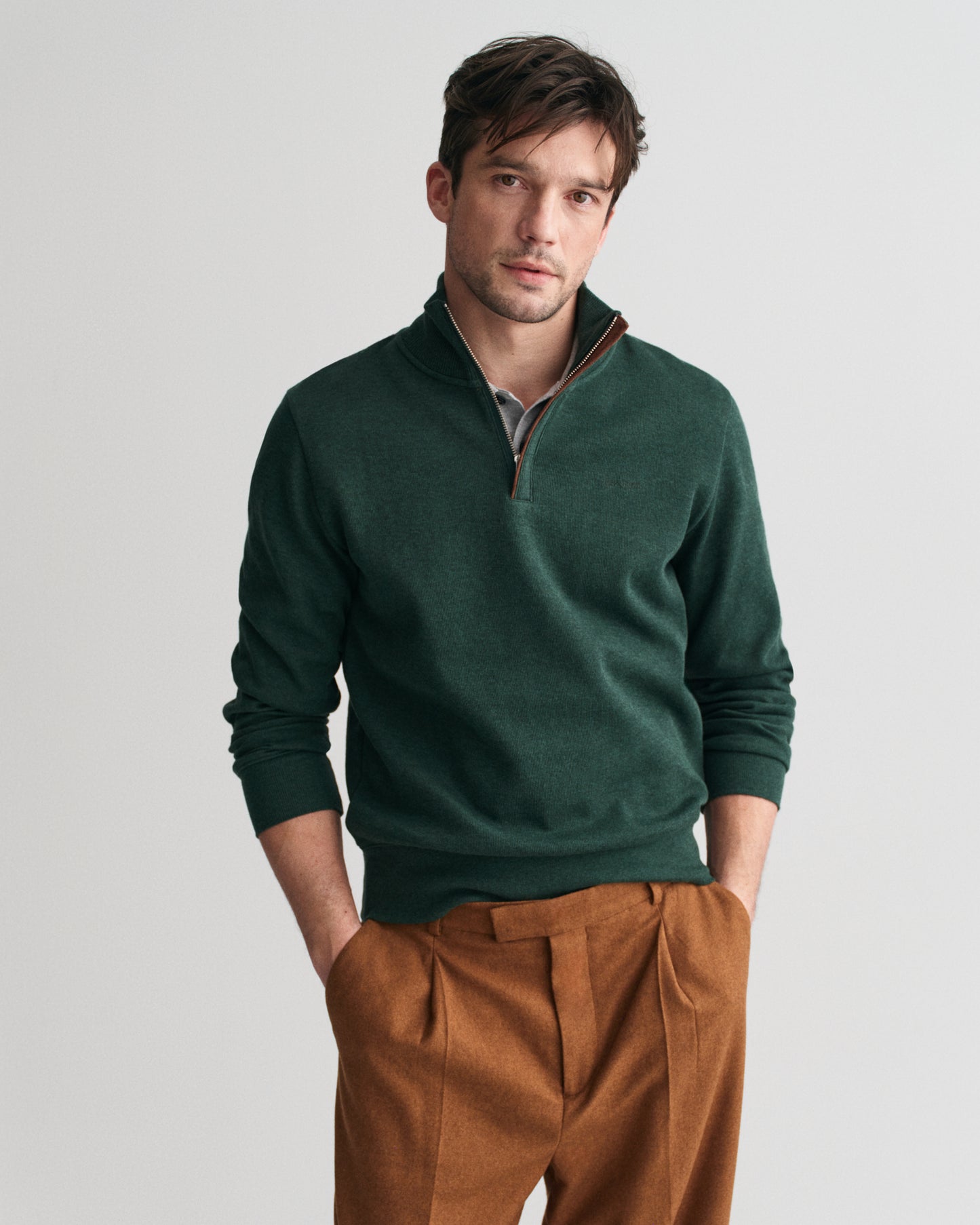 TARTAN GREEN, SACKER RIB HALF ZIP, FRONT-VIEW BY GANT AU.