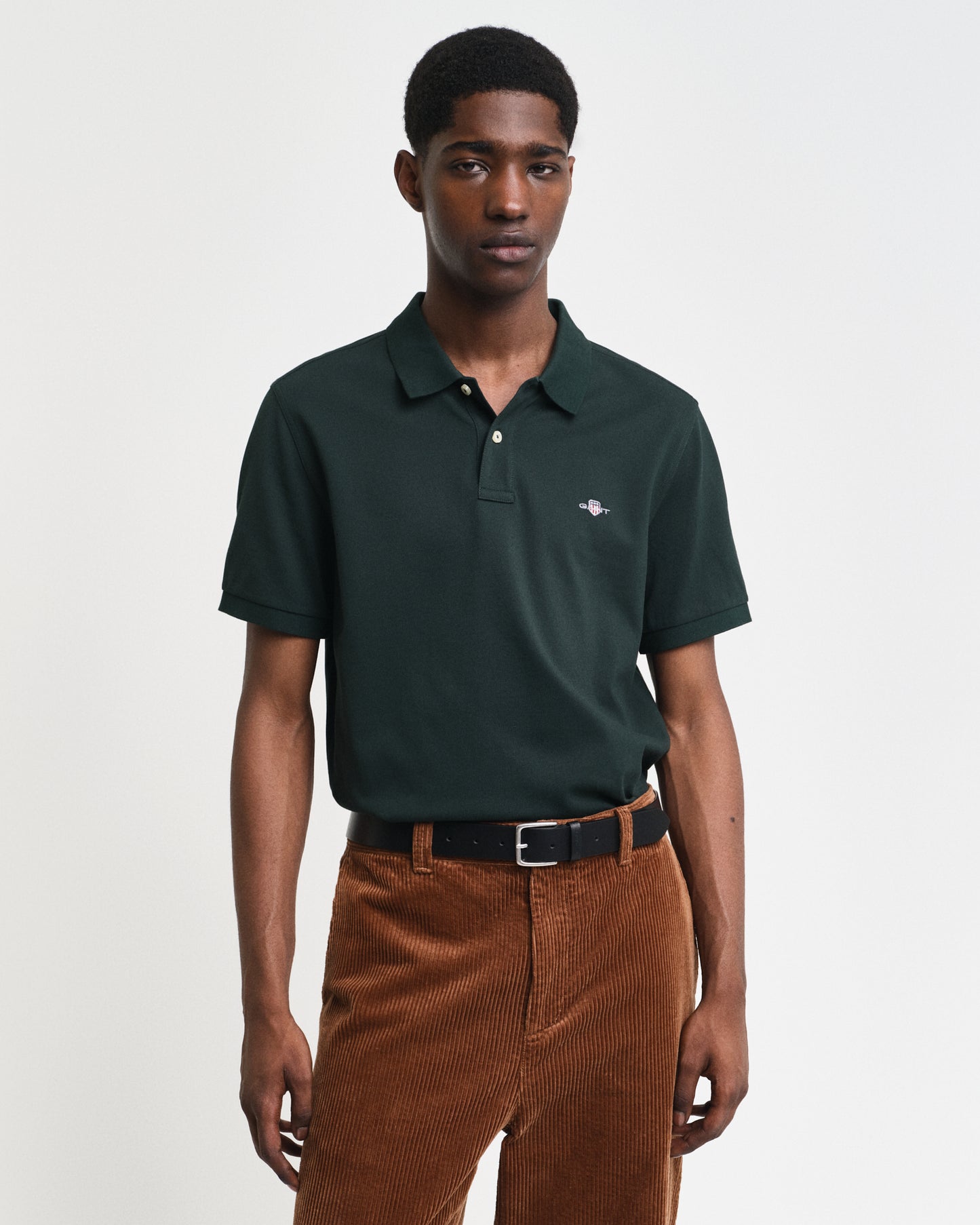 TARTAN GREEN, REG SHIELD SS PIQUE POLO, FRONT-VIEW BY GANT AU.