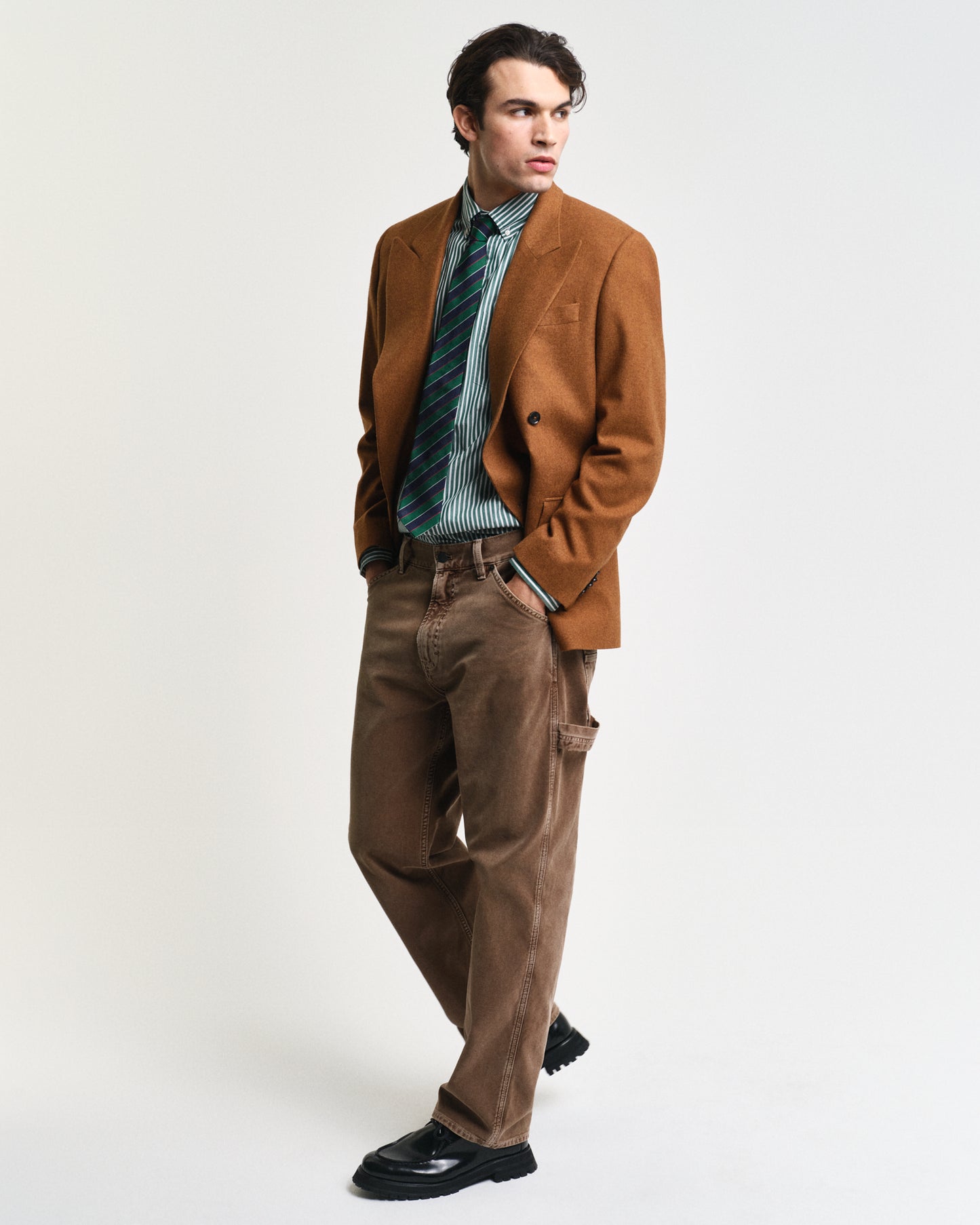 DEEP FOREST GREEN, REG CLASSIC POPLIN STRIPE SHIRT BY GANT AU.