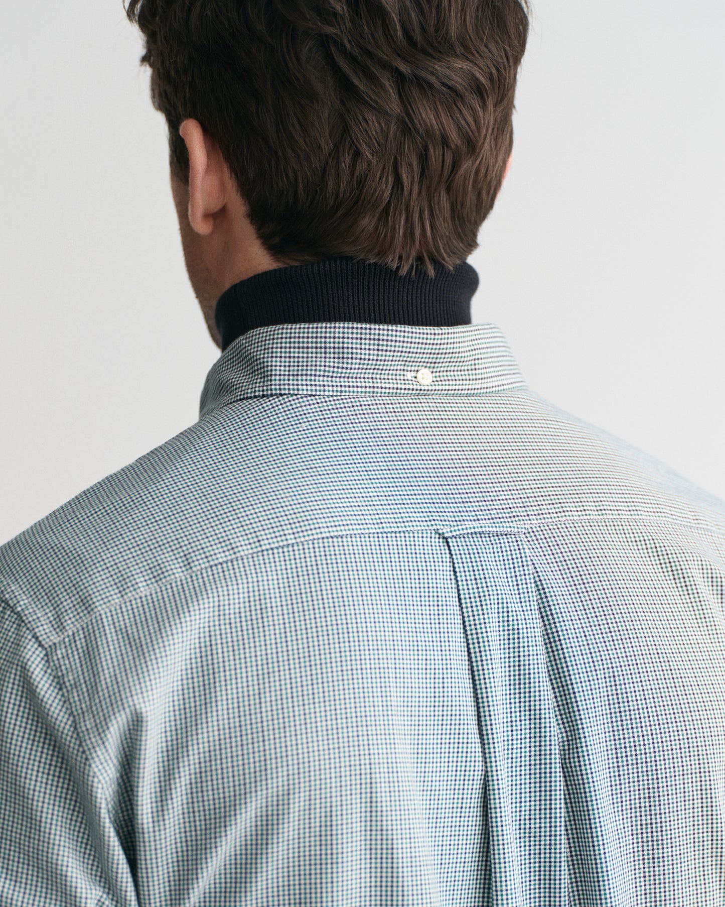 DEEP FOREST GREEN, REG POPLIN MICRO GINGHAM SHIRT, CLOSE-UP BY GANT AU.