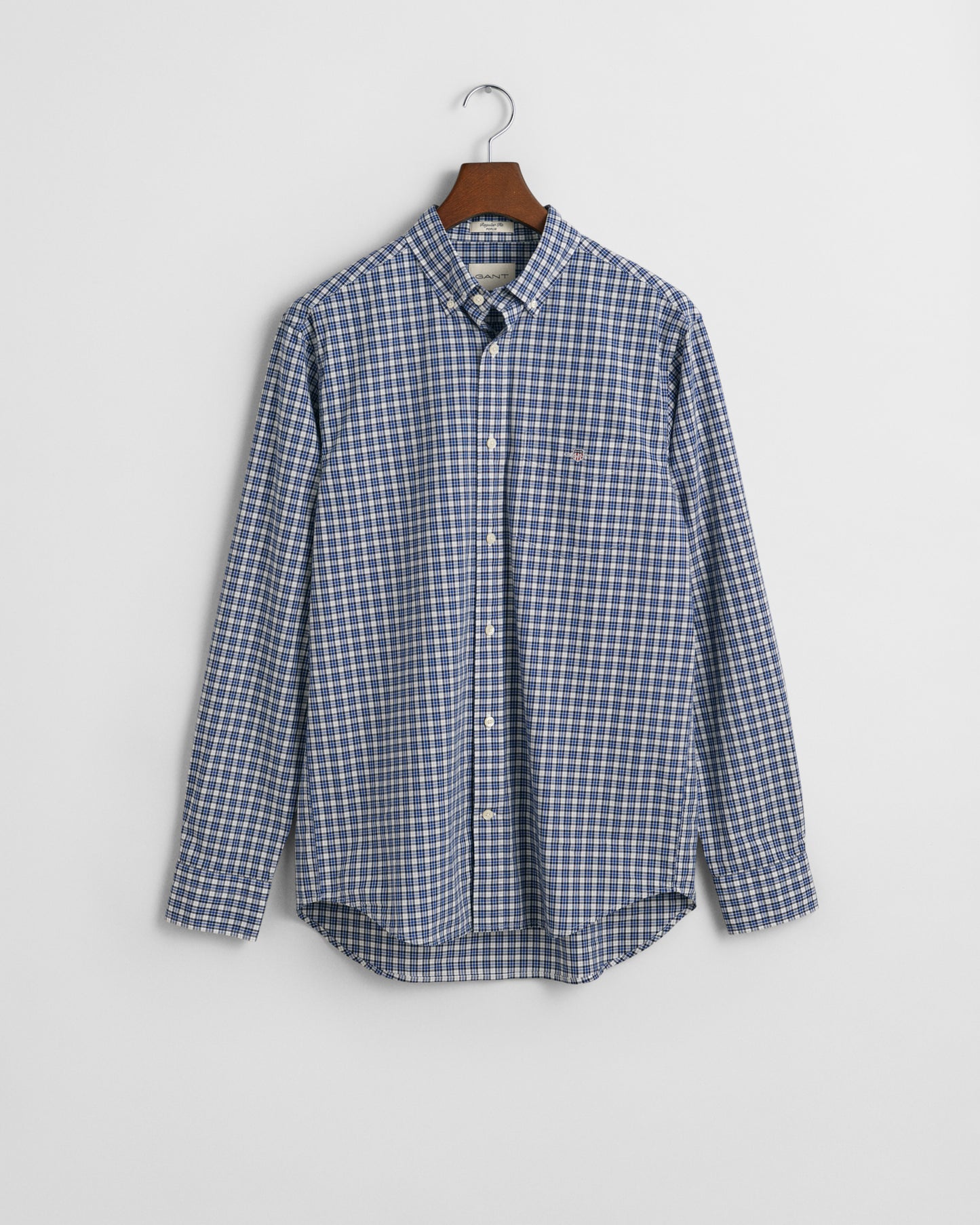 COLLEGE BLUE, REG POPLIN SMALL CHECK SHIRT, FLAT-LAY BY GANT AU.