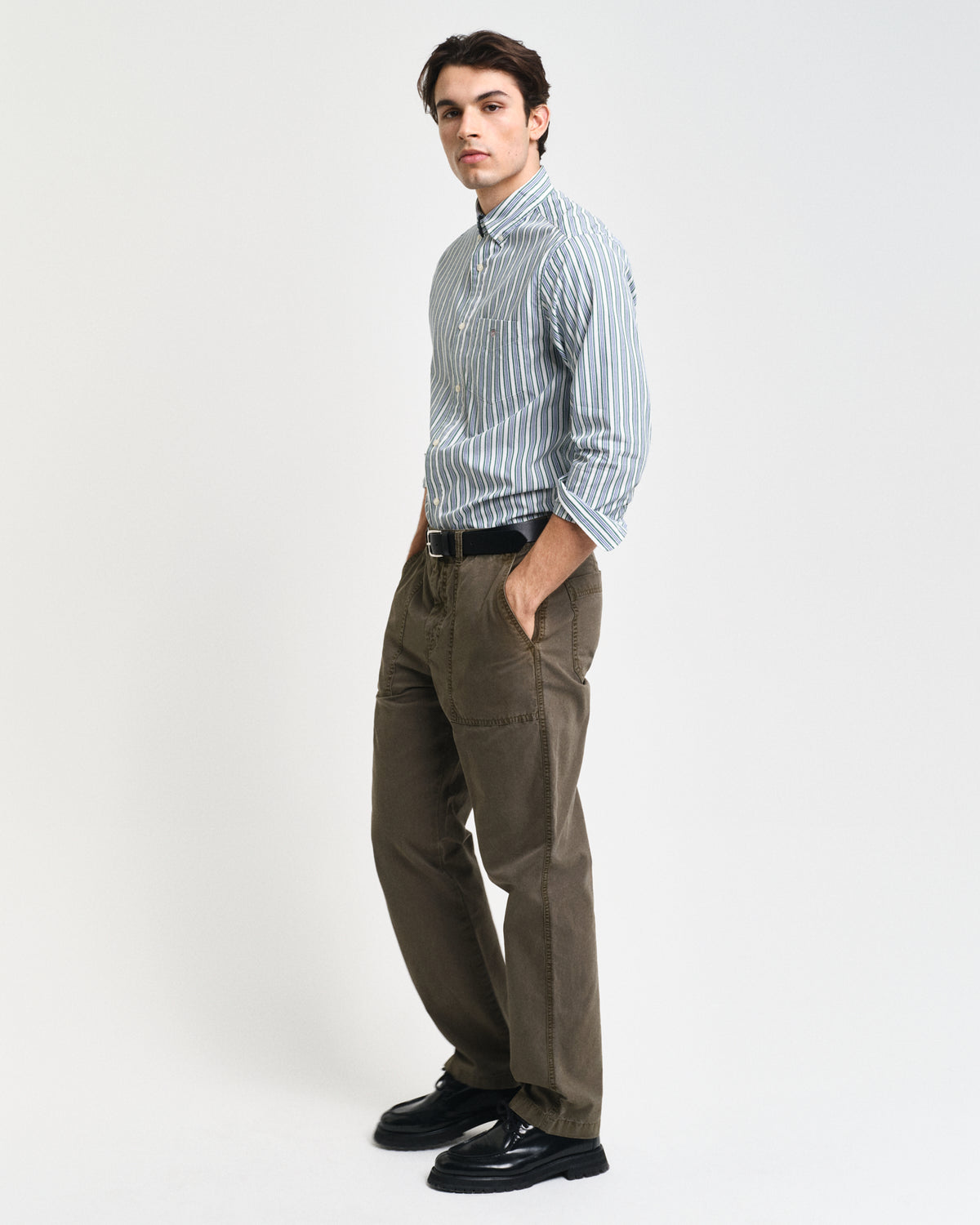 DEEP FOREST GREEN, REG POPLIN STRIPE SHIRT BY GANT AU.