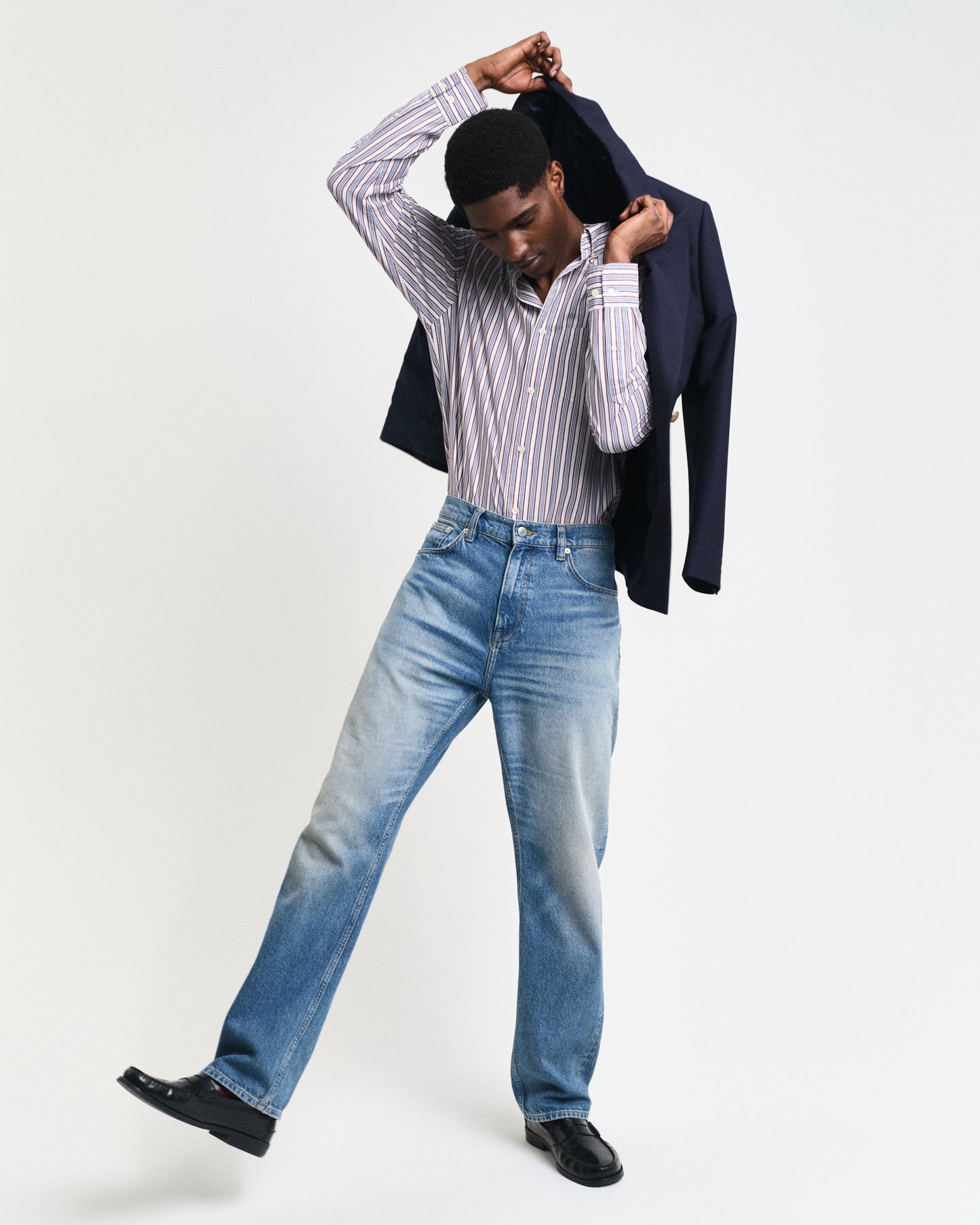 WINE RED, REG POPLIN STRIPE SHIRT, CLOSE-UP BY GANT AU.