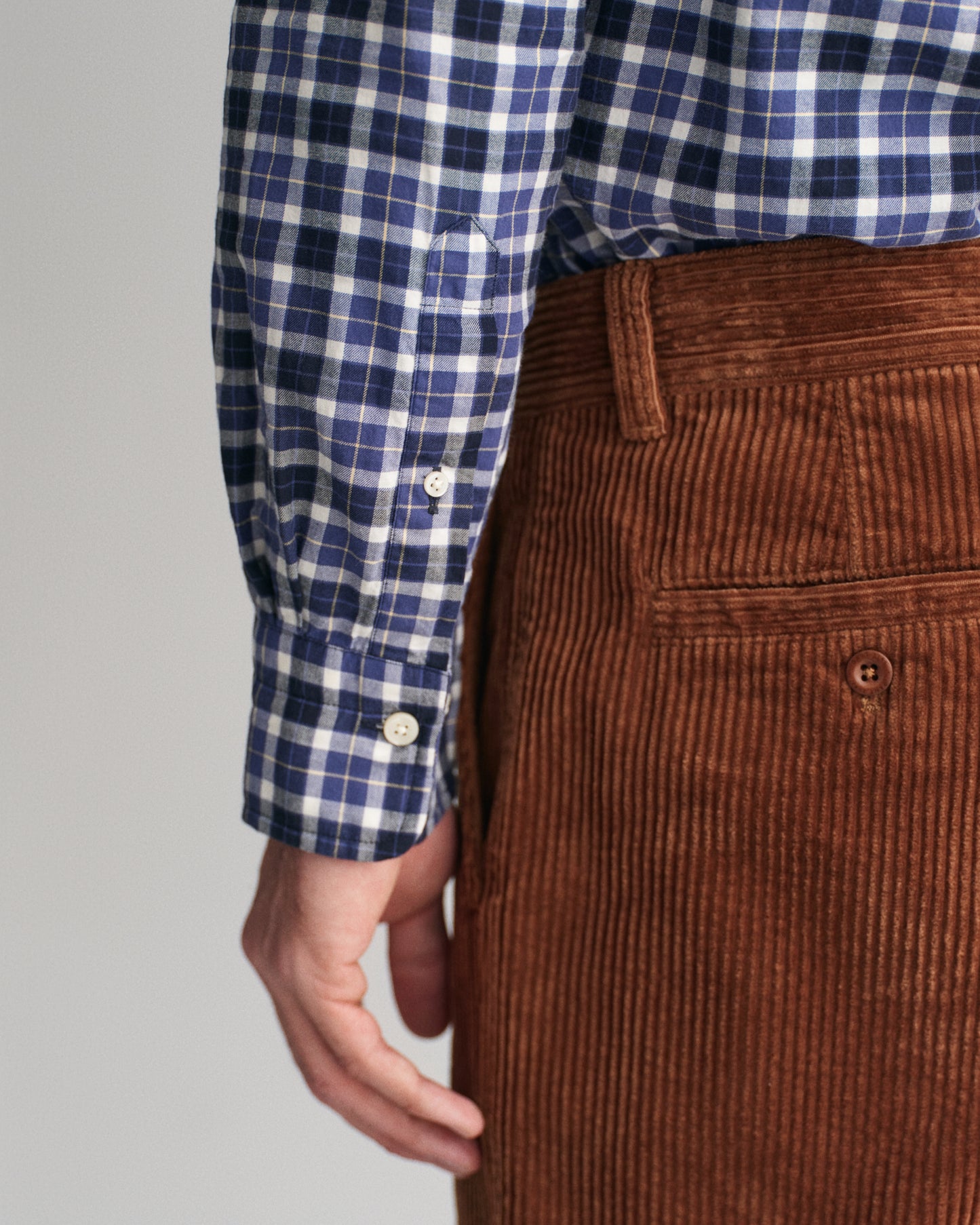 MODEL WEARING REG LIGHT TWILL CHECK SHIRT