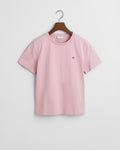 DUSTY PINK, REG SHIELD SS T-SHIRT, FLAT-LAY BY GANT AU.