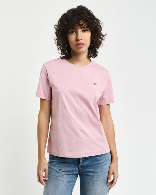 DUSTY PINK, REG SHIELD SS T-SHIRT, FRONT-VIEW BY GANT AU.