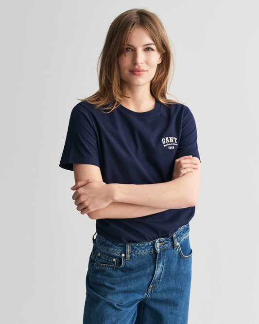 CLASSIC BLUE, REG SMALL GRAPHIC SS T-SHIRT, FRONT-VIEW BY GANT AU.