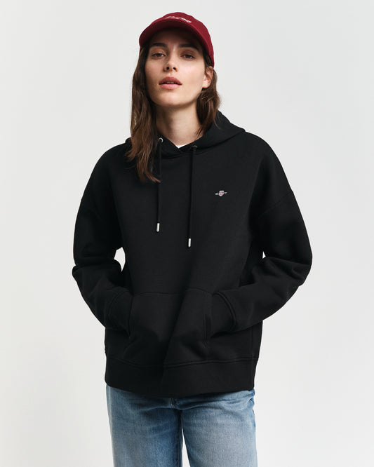BLACK, SHIELD HOODIE, FRONT-VIEW BY GANT AU.