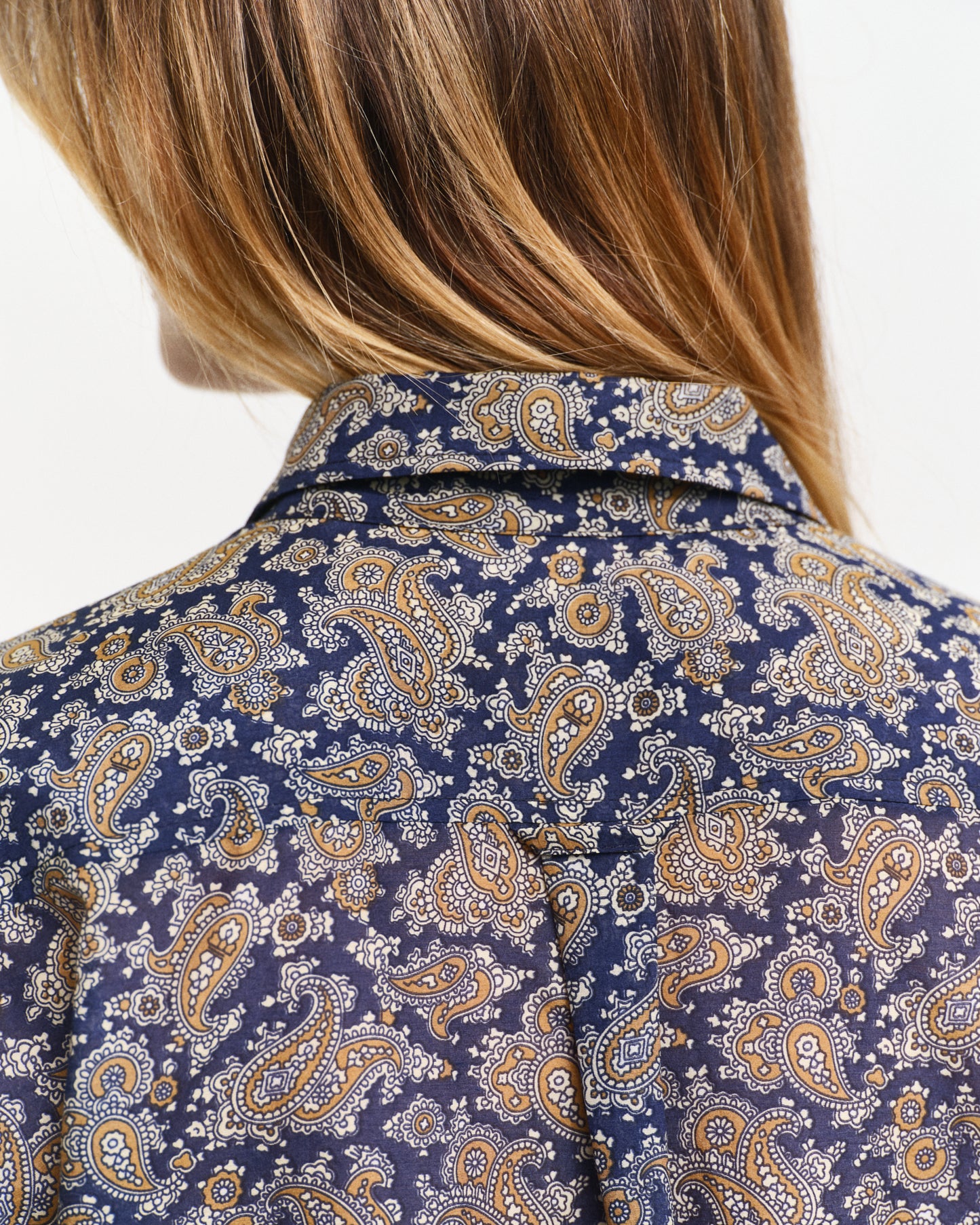 MODEL WEARING REL PAISLEY COT SILK SHIRT