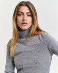 GREY MELANGE, EXTRAFINE LAMBSWOOL BLEND ROLLNECK, CLOSE-UP BY GANT AU.