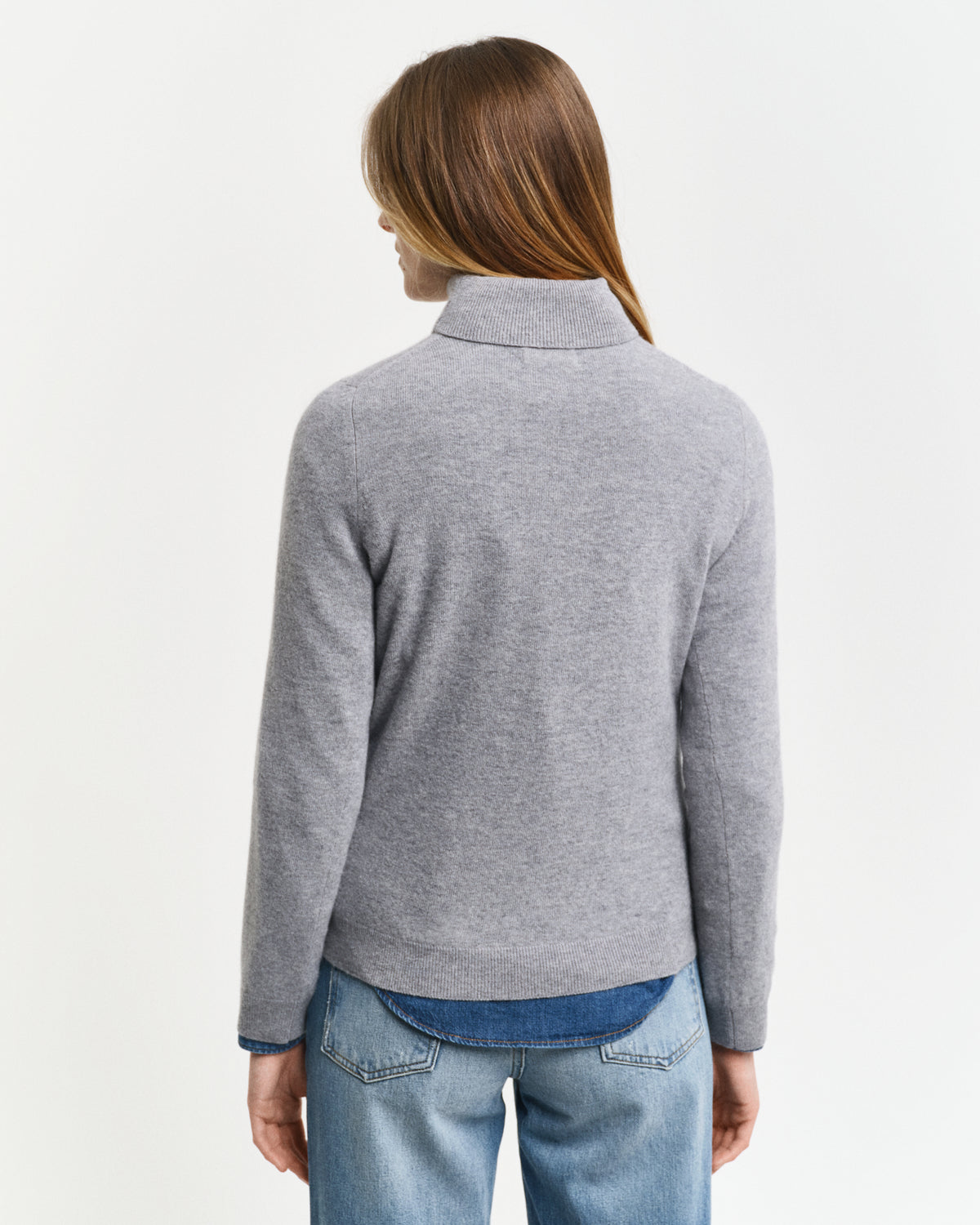 GREY MELANGE, EXTRAFINE LAMBSWOOL BLEND ROLLNECK, BACK-VIEW BY GANT AU.