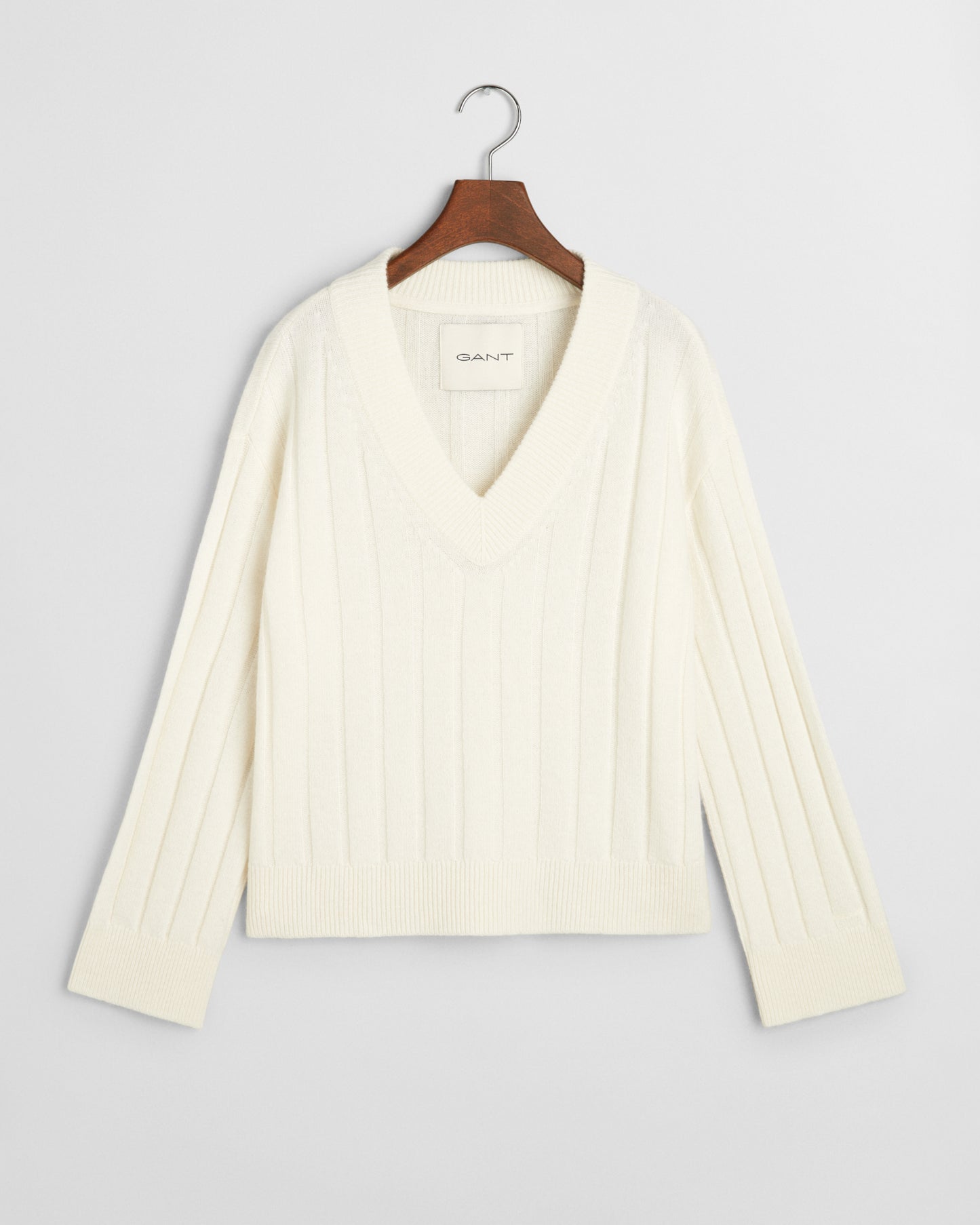 CREAM, WIDE RIBBED WOOL V-NECK, FLAT-LAY BY GANT AU.