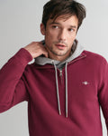 WINE RED, COTTON MICRO TEXTURED HALF ZIP, CLOSE-UP BY GANT AU.