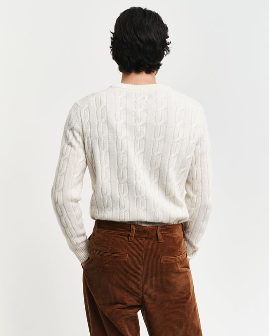CREAM, LAMBSWOOL CABLE C-NECK, BACK-VIEW BY GANT AU.