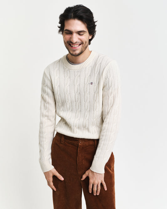 CREAM, LAMBSWOOL CABLE C-NECK, FRONT-VIEW BY GANT AU.