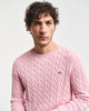 DUSTY PINK, COTTON CABLE C-NECK, CLOSE-UP BY GANT AU.