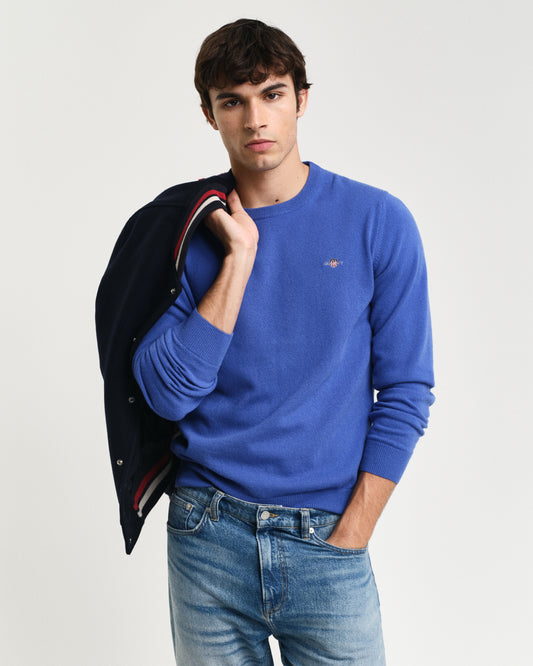 RICH BLUE, SUPERFINE LAMBSWOOL C-NECK, FRONT-VIEW BY GANT AU.