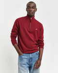 PLUMPED RED, SUPERFINE LAMBSWOOL HALF ZIP, FRONT-VIEW BY GANT AU.
