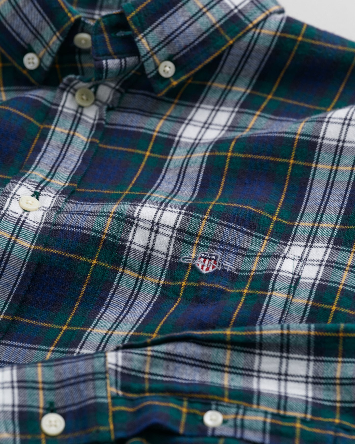 NAVY, CHECKED FLANNEL BD SHIRT, FLAT-LAY BY GANT AU.