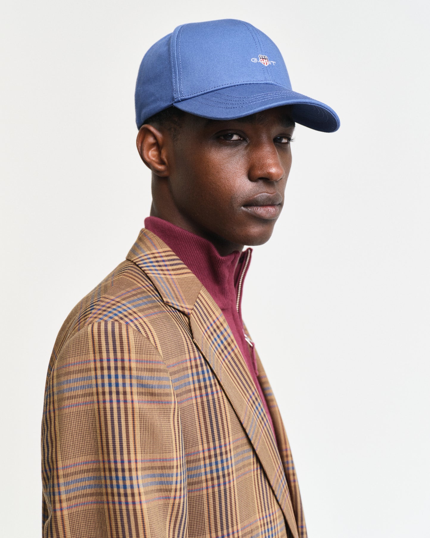 VINTAGE BLUE, UNISEX. HIGH COTTON TWILL CAP, FRONT-VIEW BY GANT AU.