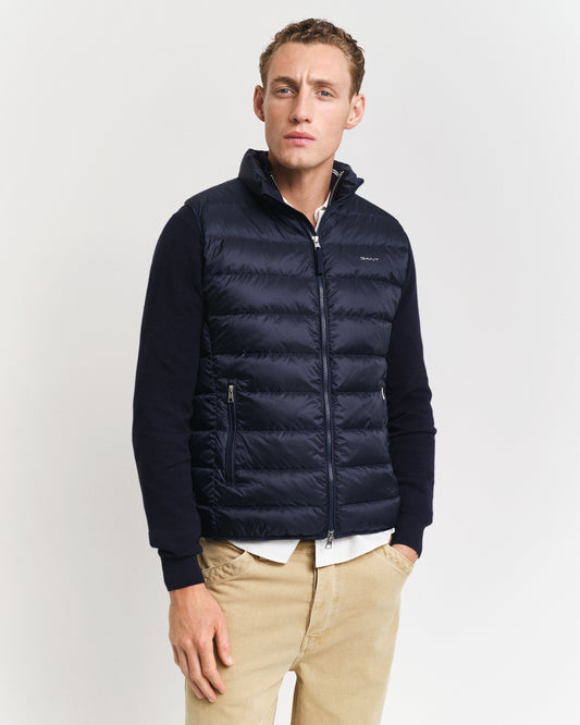EVENING BLUE, LIGHT DOWN VEST, FRONT-VIEW BY GANT AU.