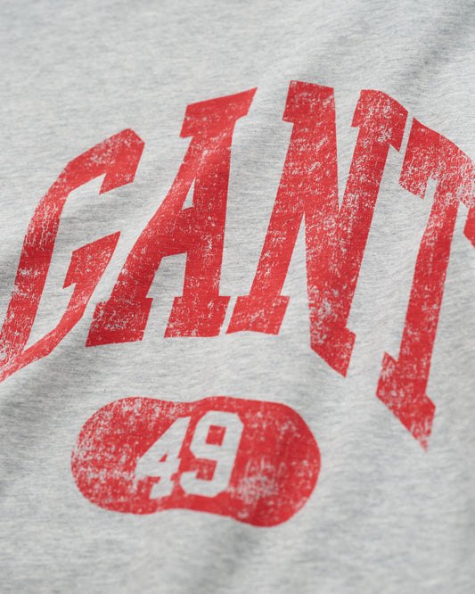 LIGHT GREY MELANGE, GANT 49 ARCH RELAXED  T-SHIRT, CLOSE-UP BY GANT AU.