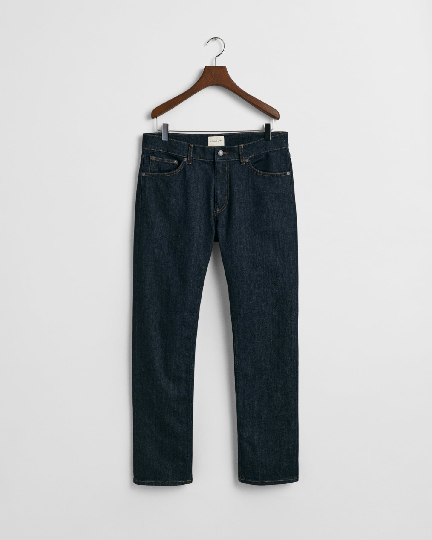 DARK BLUE, REGULAR GANT JEANS, FLAT-LAY BY GANT AU.