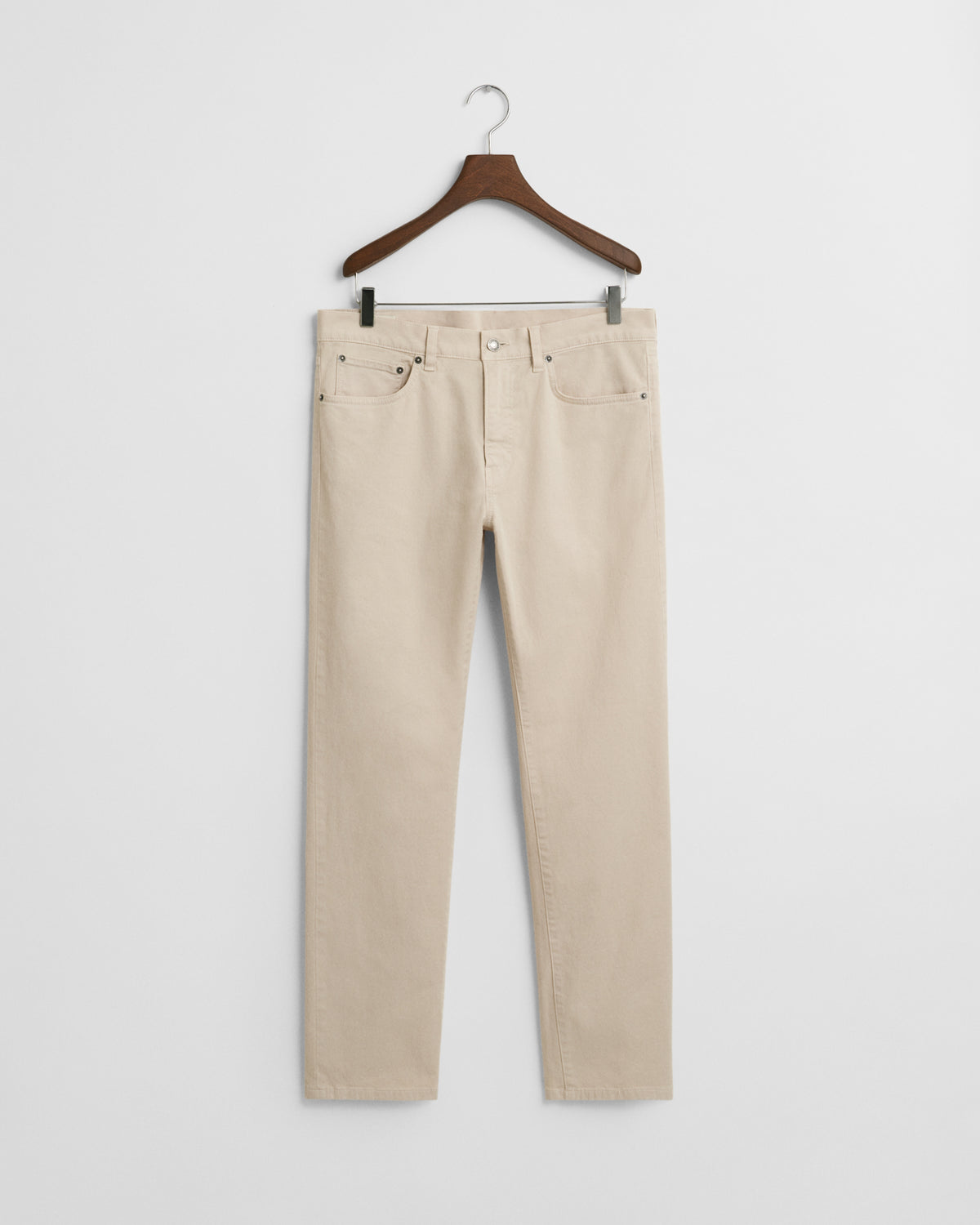 PUTTY, REGULAR DESERT JEANS, FRONT-VIEW BY GANT AU.