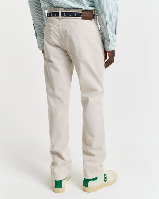 PUTTY, REGULAR DESERT JEANS, BACK-VIEW BY GANT AU.