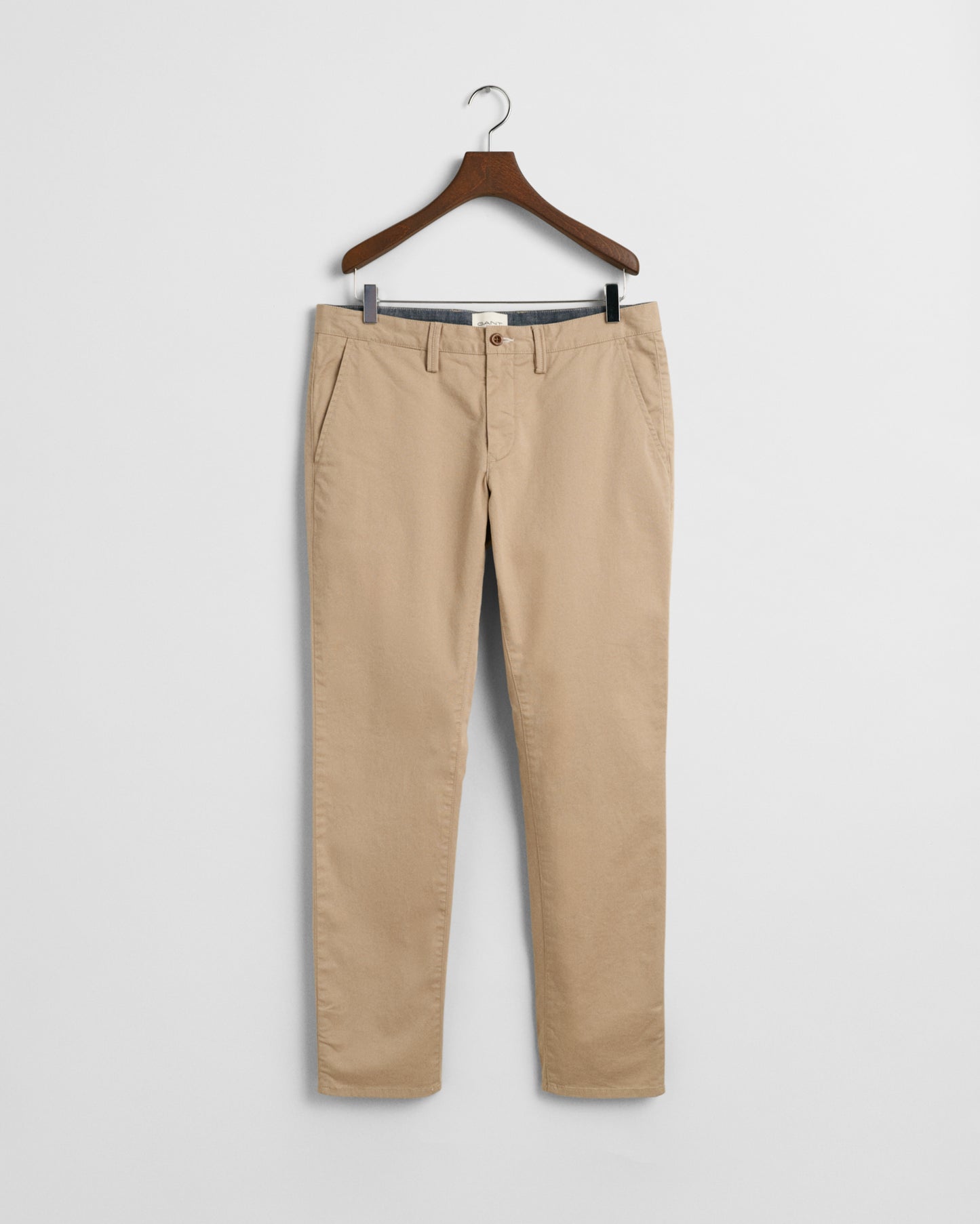 DARK KHAKI, SLIM TWILL CHINOS, FRONT-VIEW BY GANT AU.