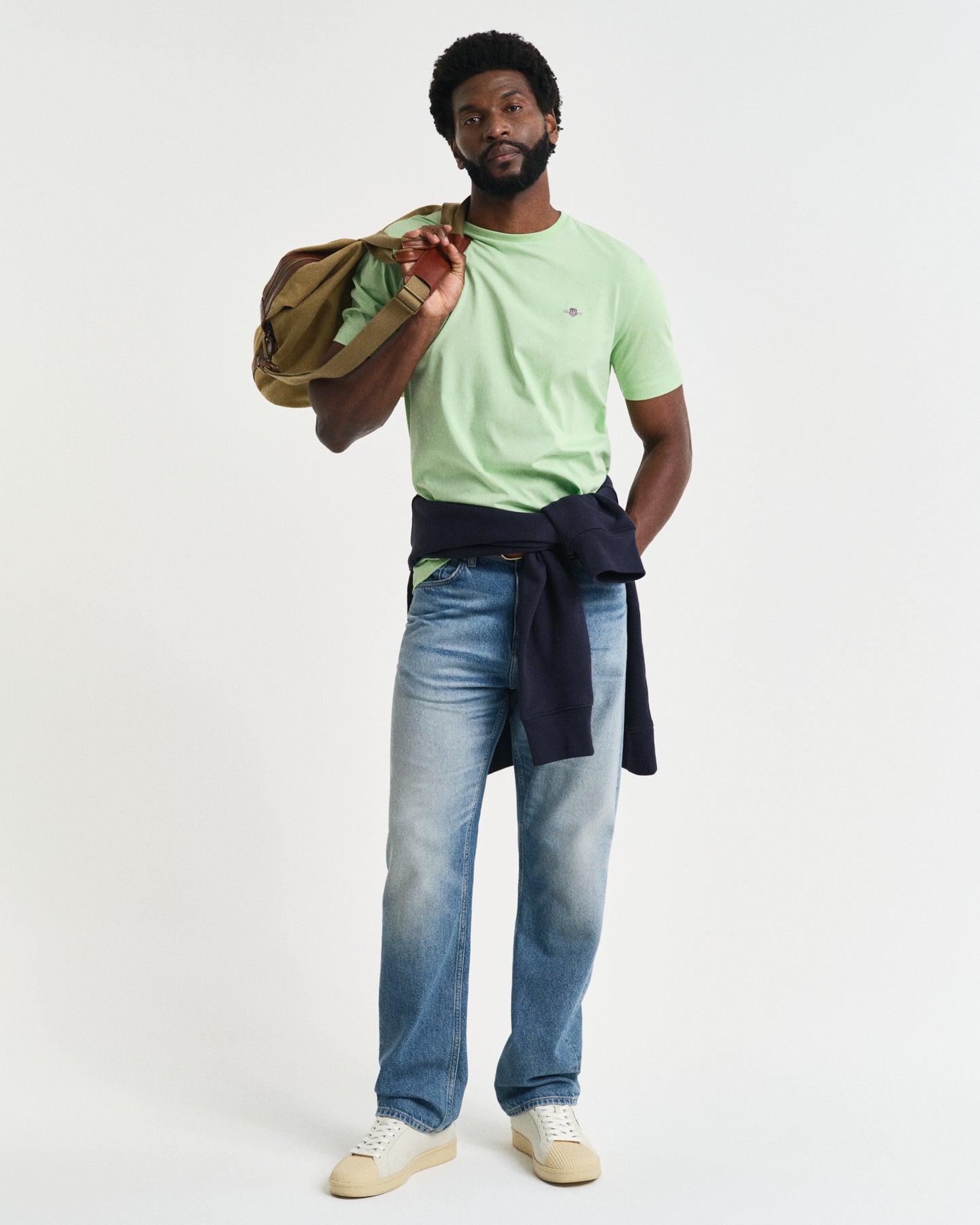 APPLE GREEN, REG SHIELD SS T-SHIRT BY GANT AU.