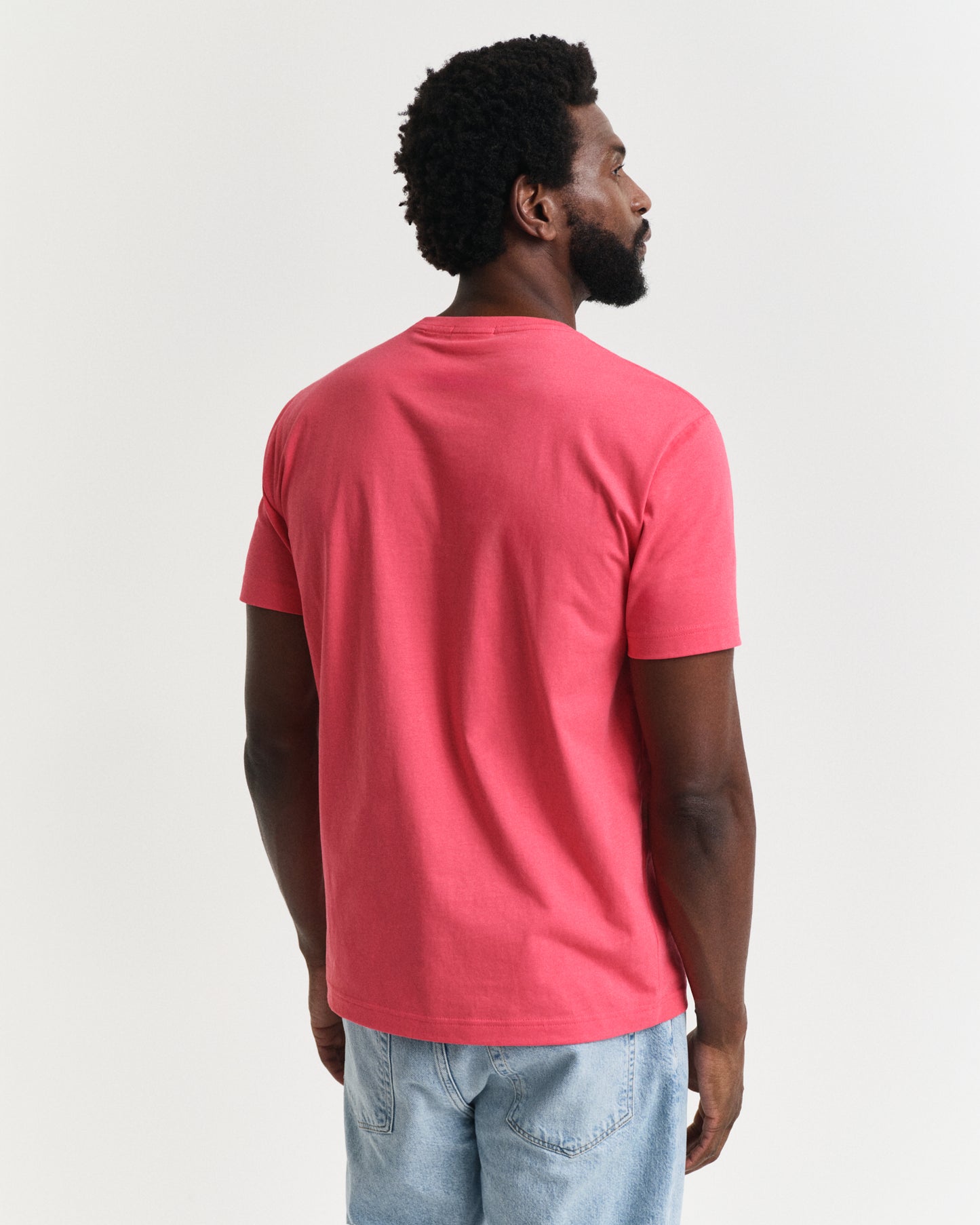 WATERMELON RED, REG SHIELD SS T-SHIRT, BACK-VIEW BY GANT AU.