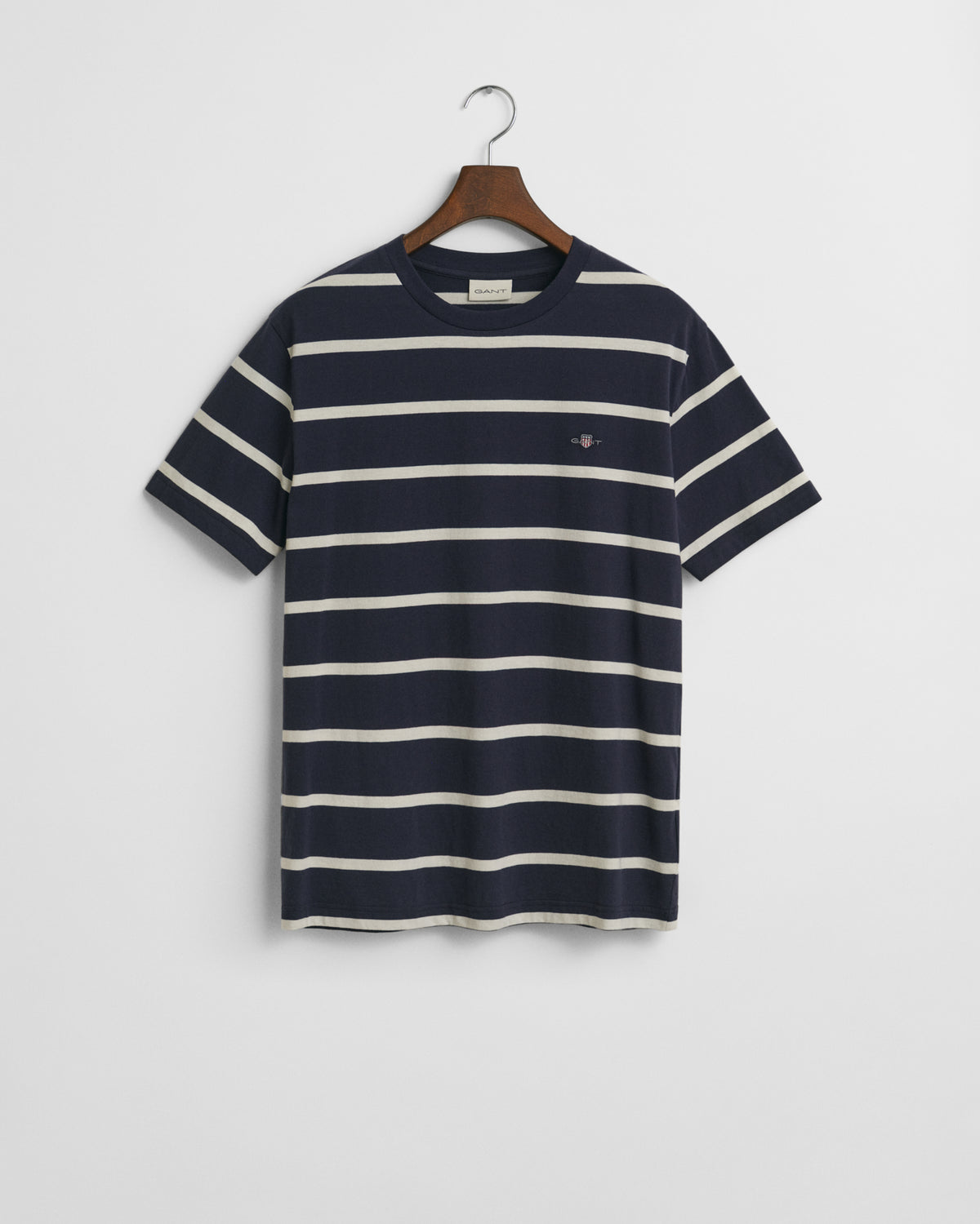EVENING BLUE, STRIPED SS T-SHIRT, FLAT-LAY BY GANT AU.