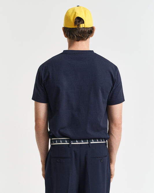 EVENING BLUE, EMBOSSED SS T-SHIRT, BACK-VIEW BY GANT AU.