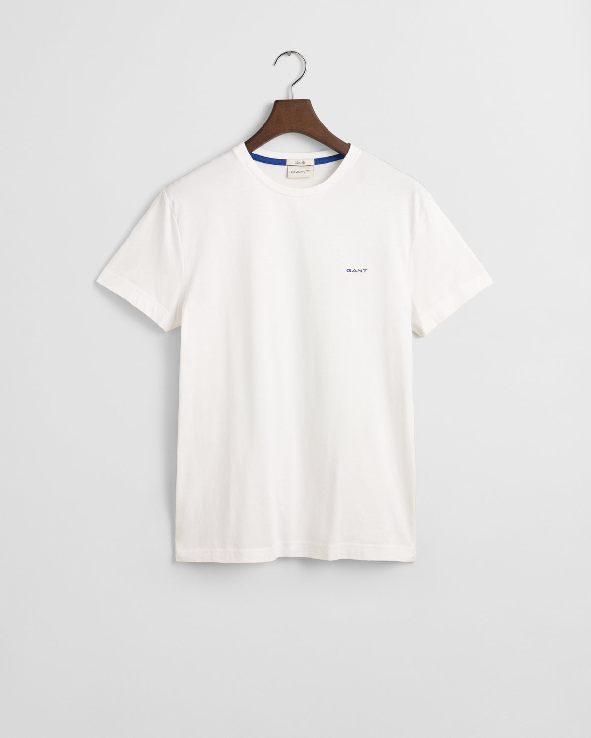 EGGSHELL, CONTRAST LOGO SS T-SHIRT BY GANT AU.