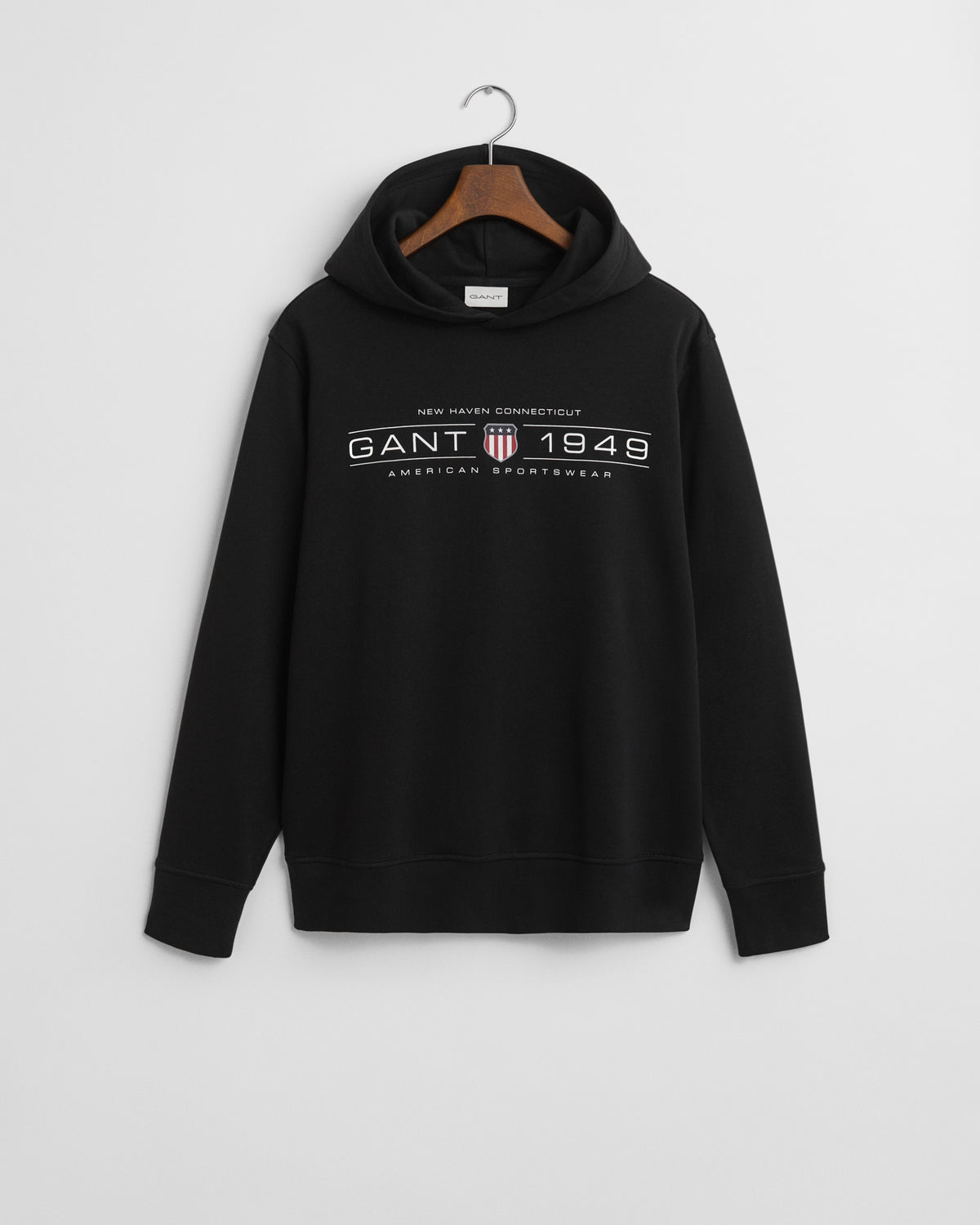 BLACK, GRAPHIC HOODIE, FLAT-LAY BY GANT AU.