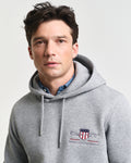 GREY MELANGE, REG MEDIUM ARCHIVE SHIELD HOODIE, CLOSE-UP BY GANT AU.