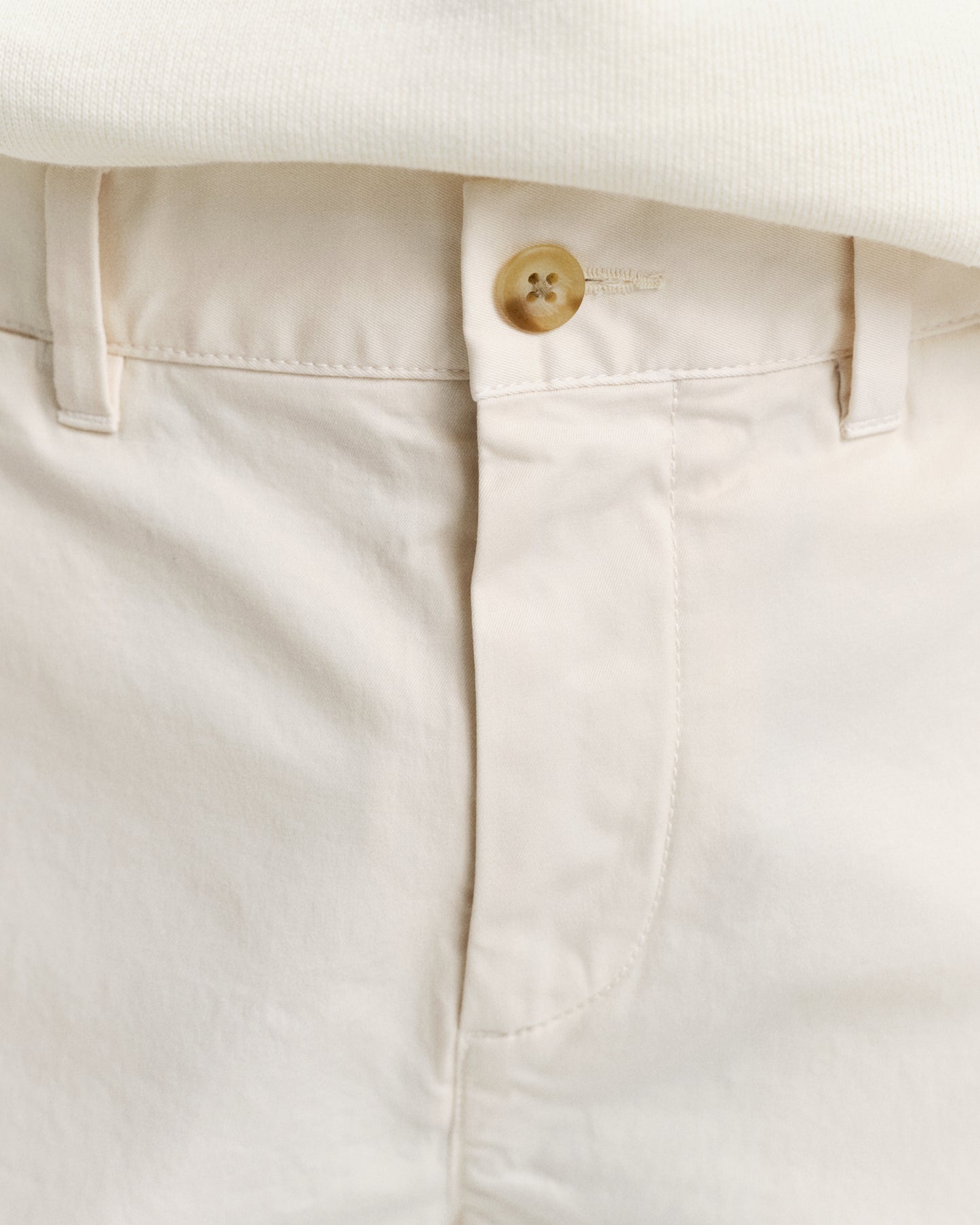 MODEL WEARING REG SUNFADED CHINO SHORTS