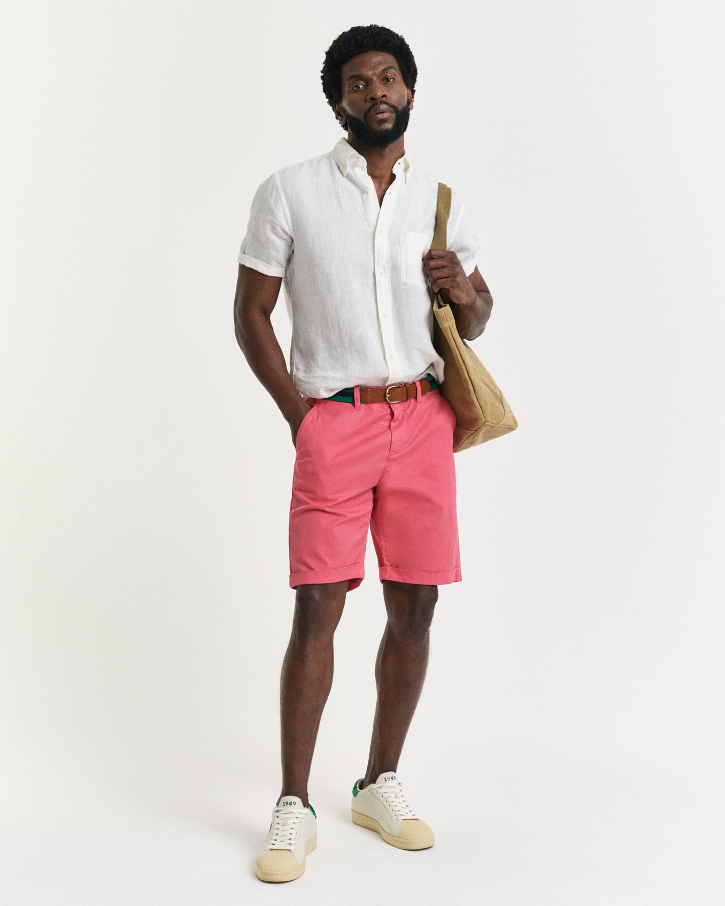 WATERMELON RED, REG SUNFADED CHINO SHORTS BY GANT AU.