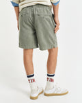 KALAMATA GREEN, REG SUNFADED DS SHORTS, BACK-VIEW BY GANT AU.