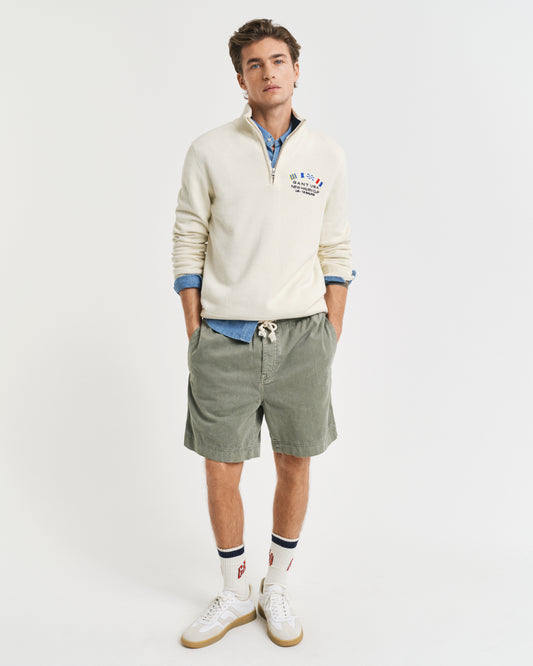 KALAMATA GREEN, REG SUNFADED DS SHORTS, FRONT-VIEW BY GANT AU.