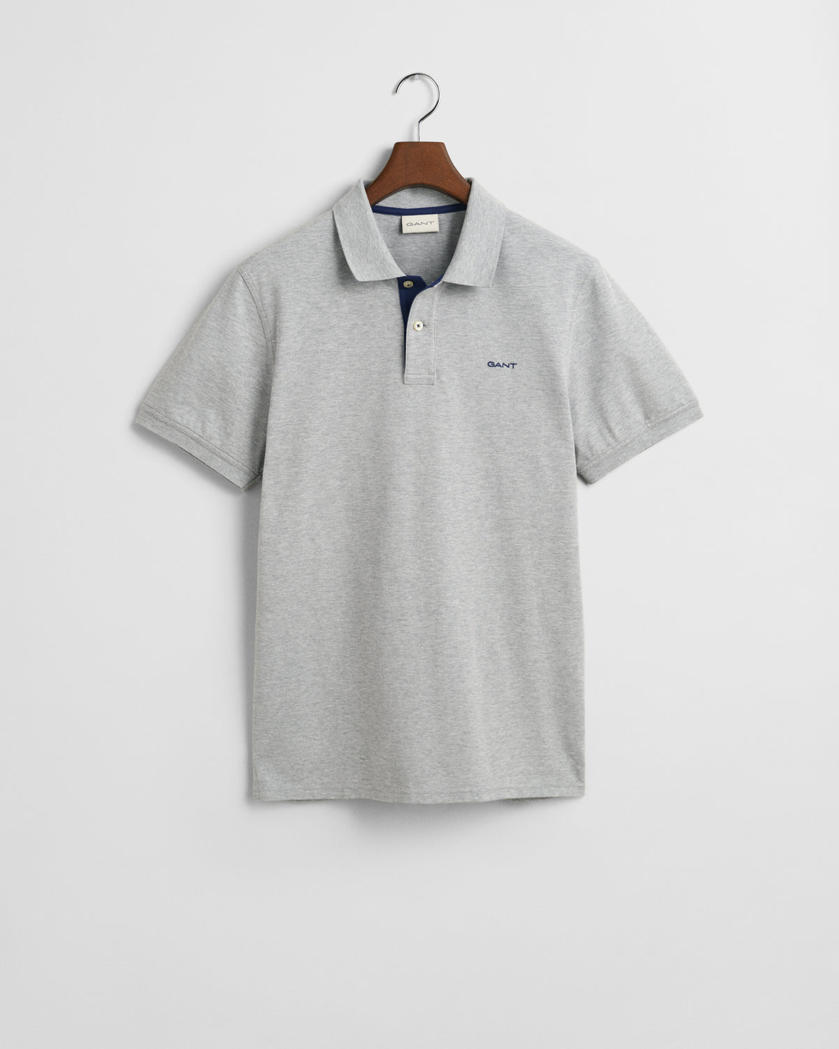 GREY MELANGE, REG CONTRAST PIQUE SS POLO, FLAT-LAY BY GANT AU.